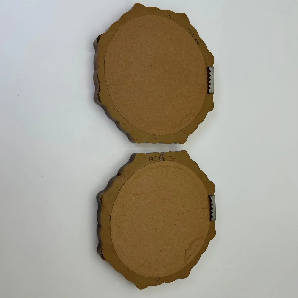 Unbranded pieces sawtooth compact